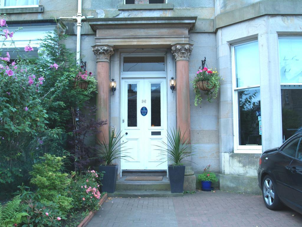 Clan Walker Guest House Edinburgh Exterior foto